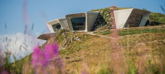 Corones - Messner Mountain Museum